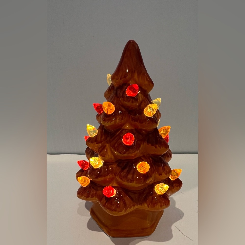 Super Cute Mini Retro Light-up Ceramic Tree- Fall Colors- NWT